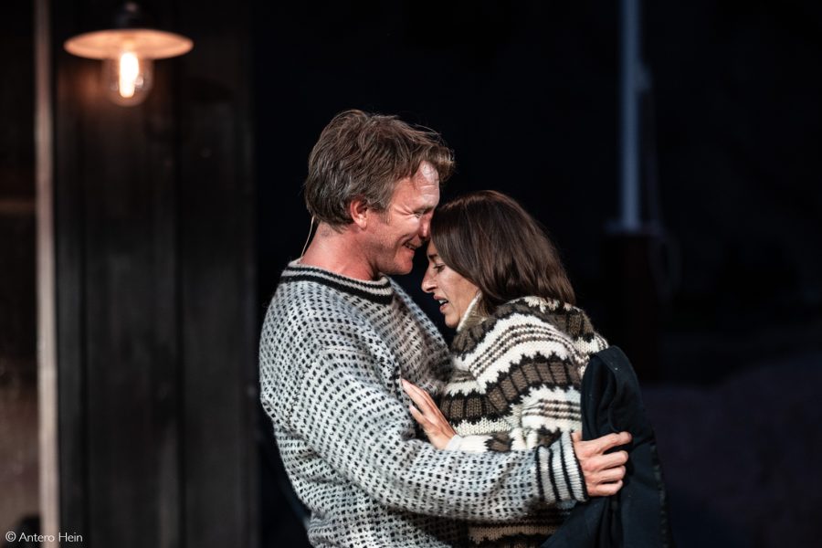 Fruen Fra Haven (2025) © Antero Hein