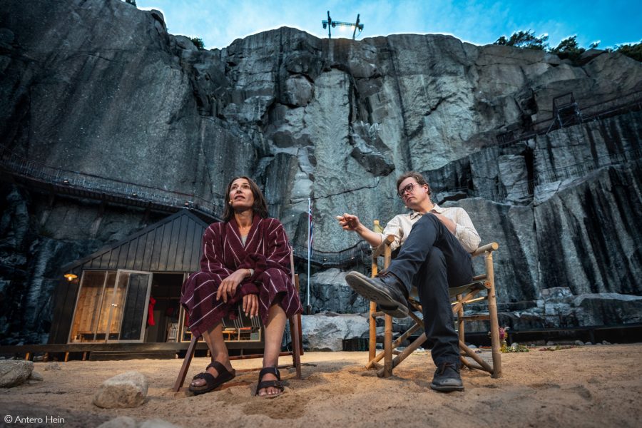 Fruen Fra Haven (2025) © Antero Hein