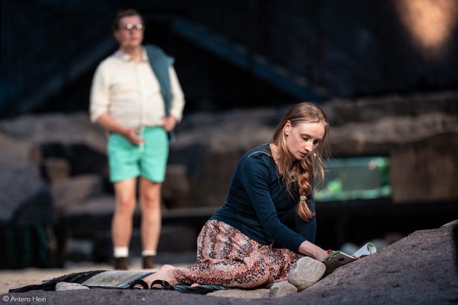 Fruen Fra Haven (2025) © Antero Hein